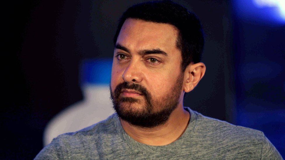Aamir Khan wept remembering the old days