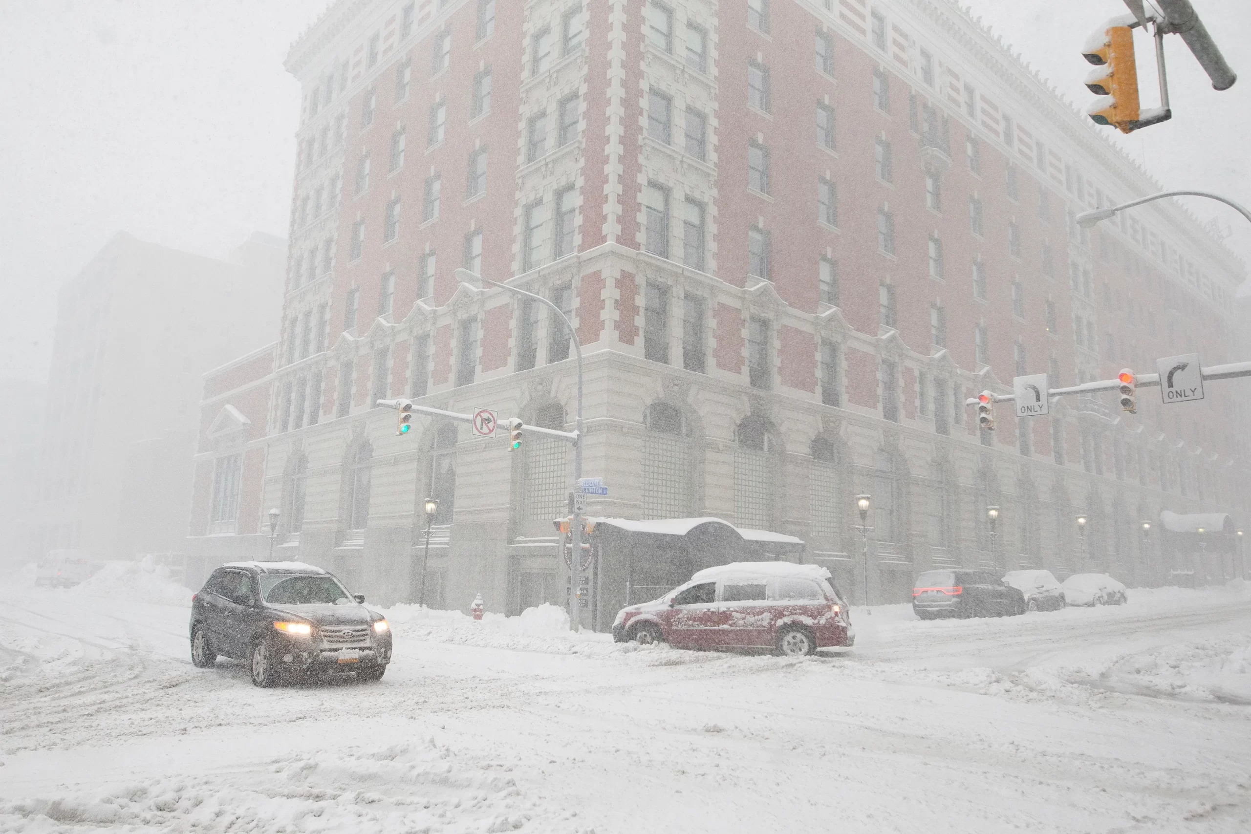 Destruction due to snow storm in Americade