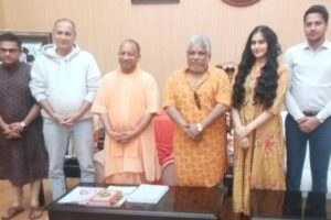 Entertainment Top: The Kerala Story team met CM Yogi, ruckus in Bangladesh before the release of Pathan
