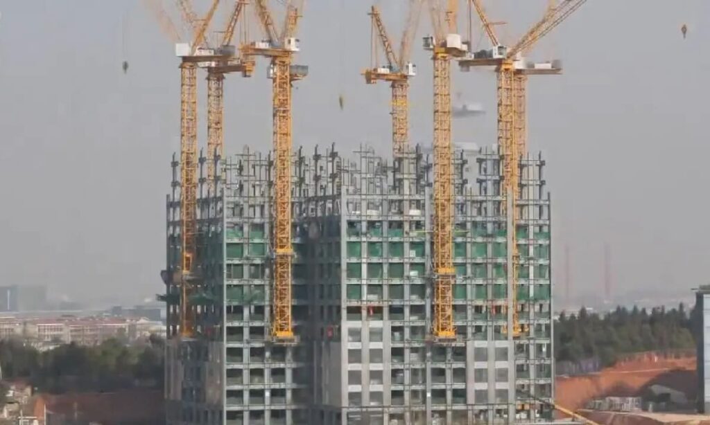 Chinese Company build 57-storey skyscraper in 19 days