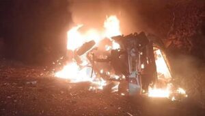 Big Accident In Mp: Bus Caught Fire After Colliding