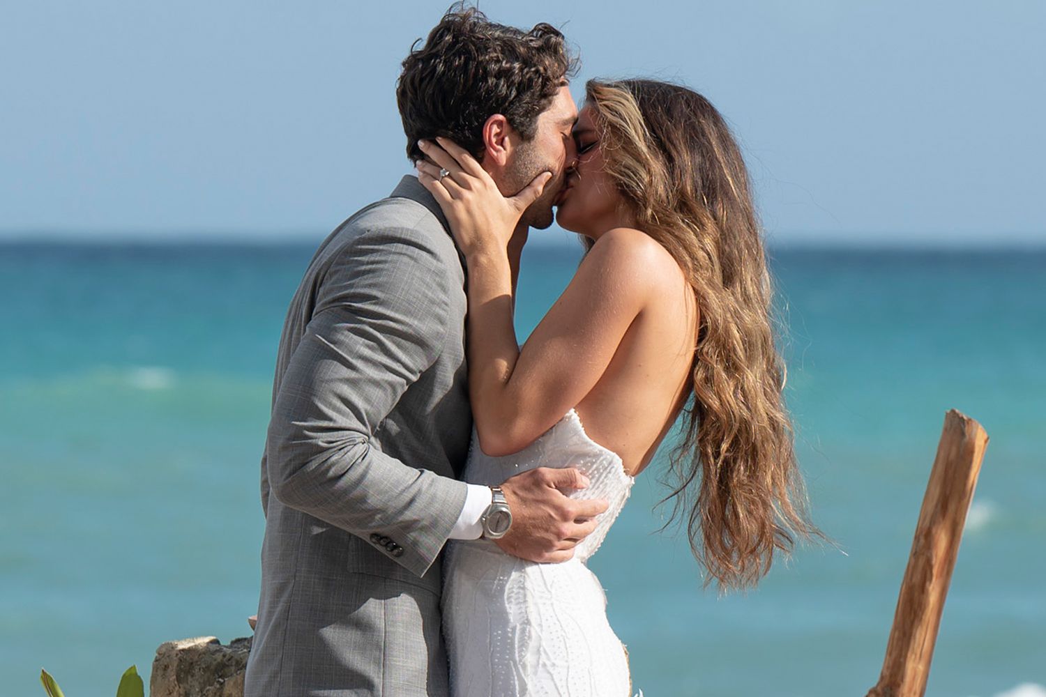 Why Daisy Kent Self-Eliminated on 'The Bachelors