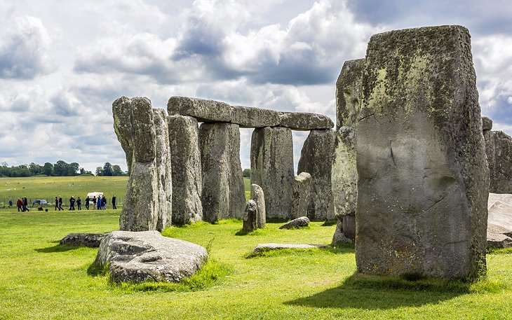 Stonehenge Places to Visit in UK