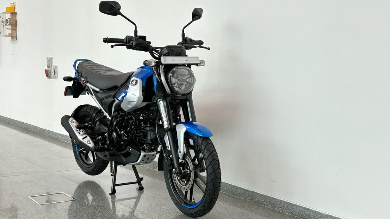 World's First CNG Bike 'Bajaj Freedom 125' Launched