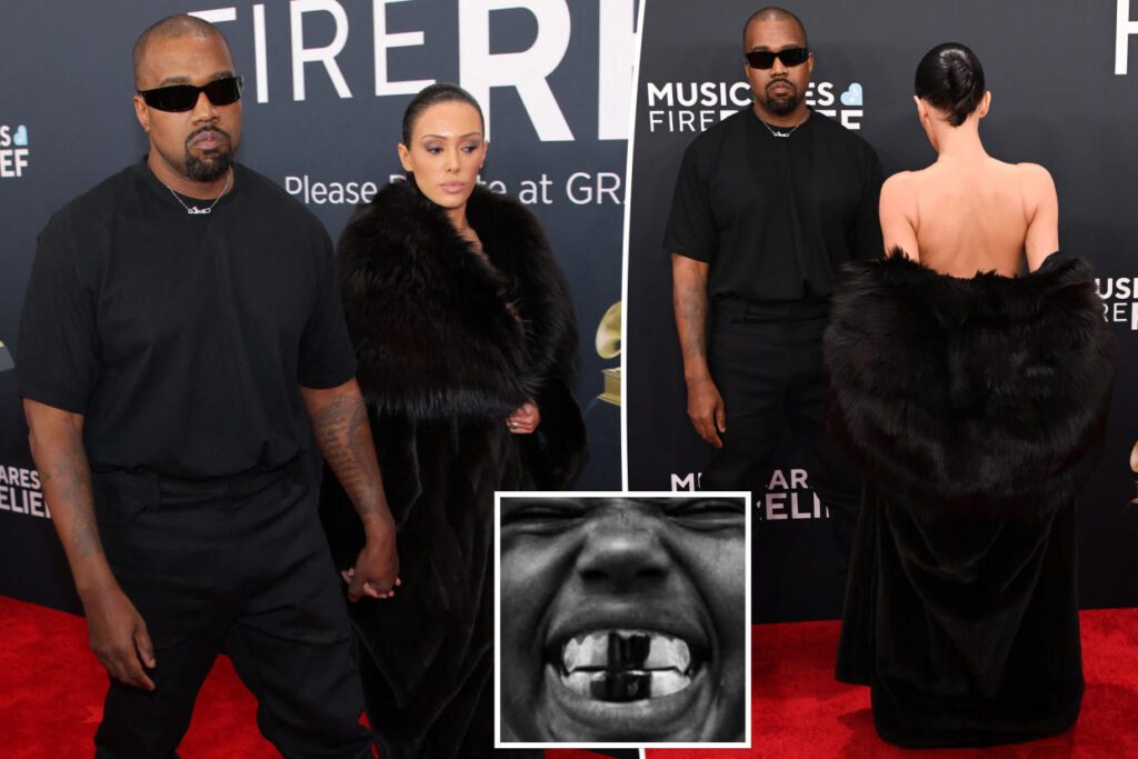 Bianca Censori Grammys Dress